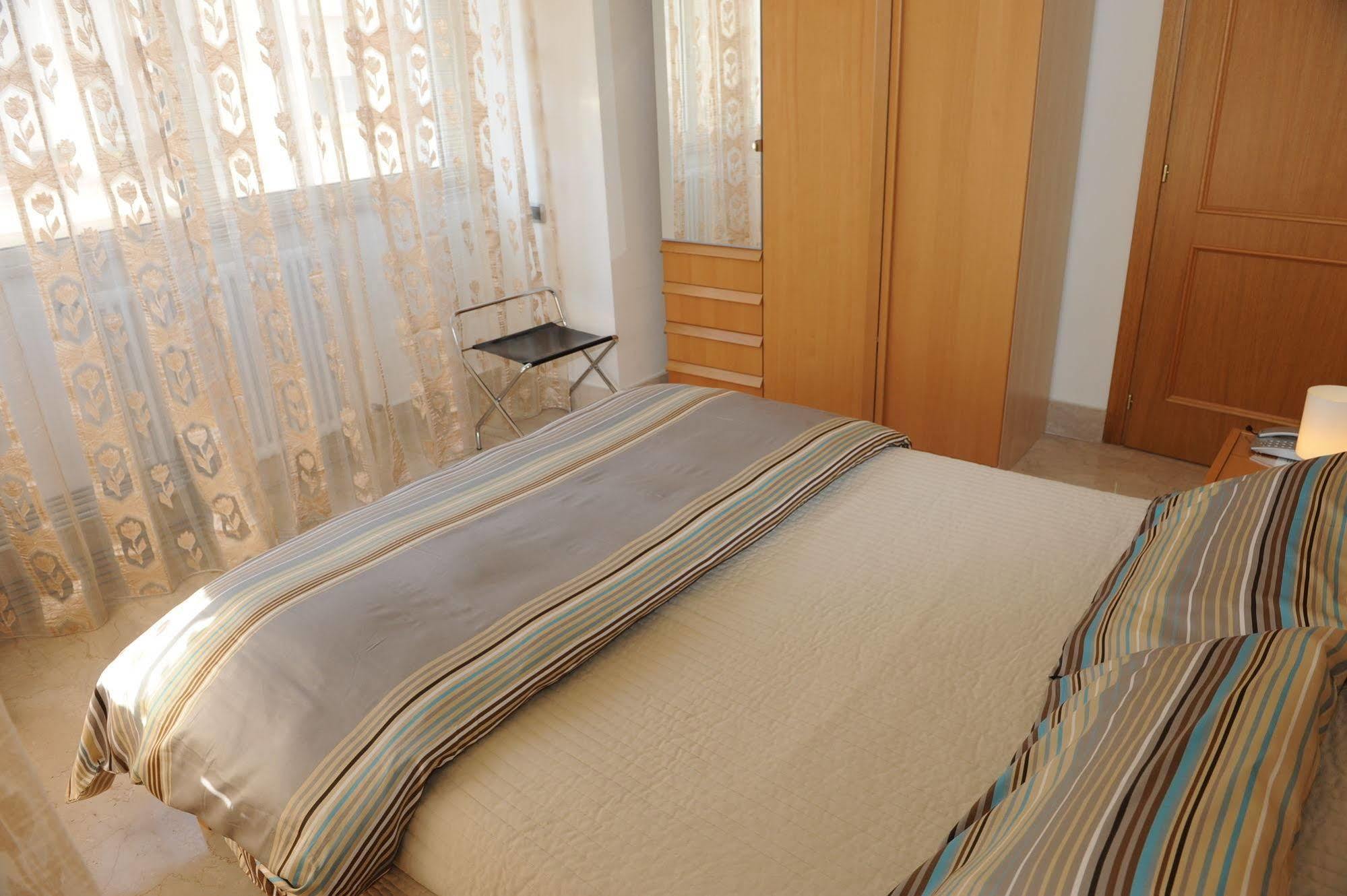 Lux Appartamenti Rome Luaran gambar