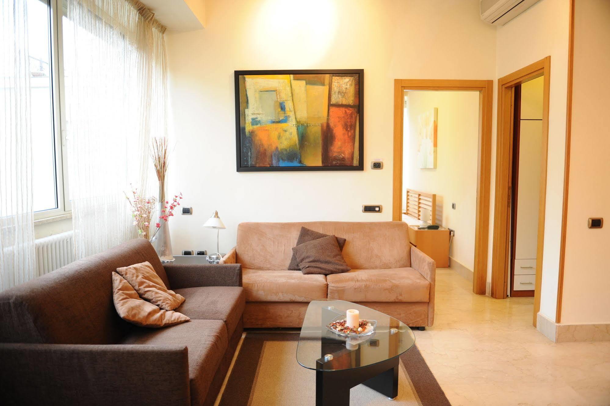 Lux Appartamenti Rome Luaran gambar